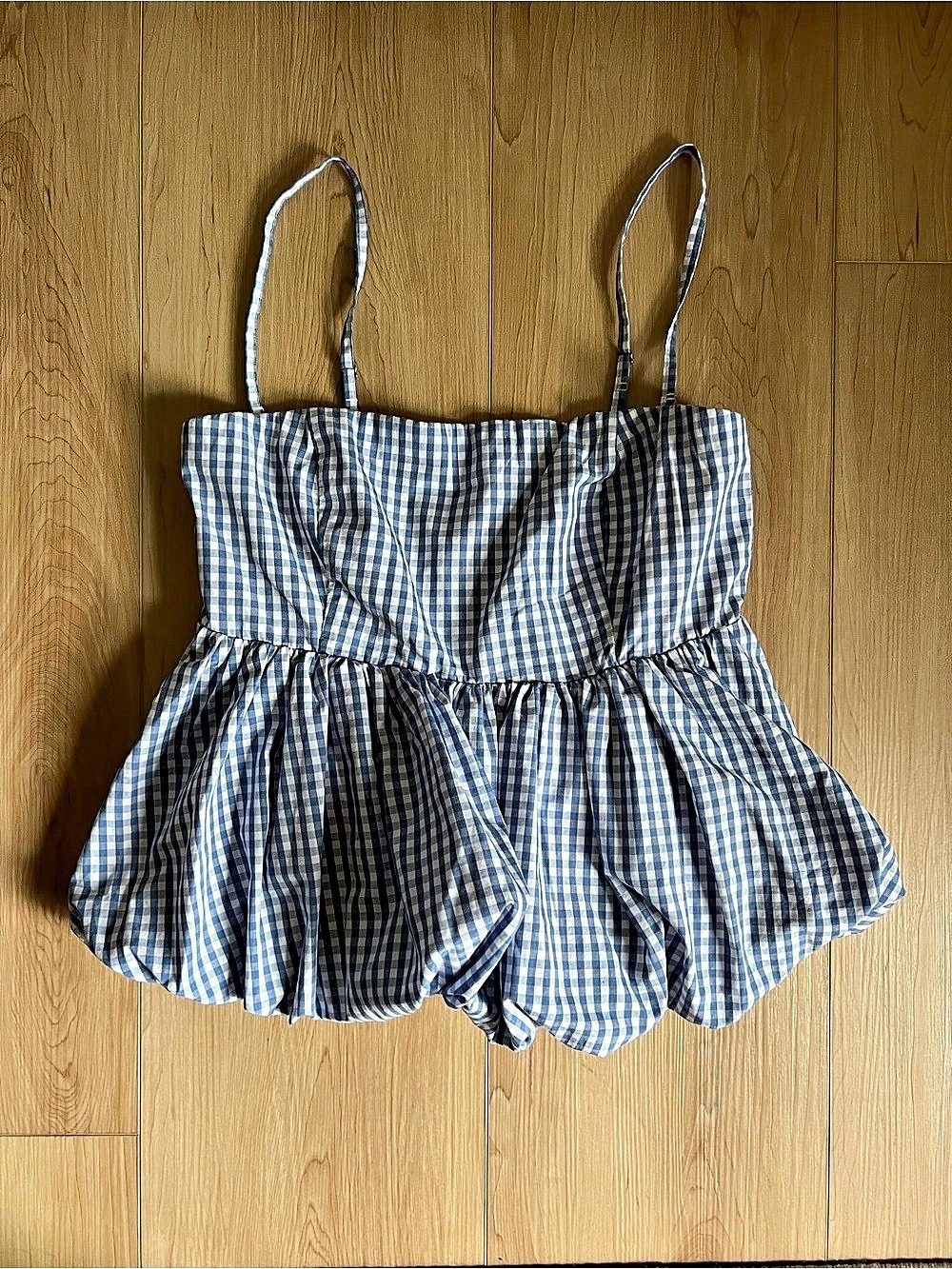 Abercrombie & Fitch Cropped Bubble Hem Cami Gingham Blue & White - Medium